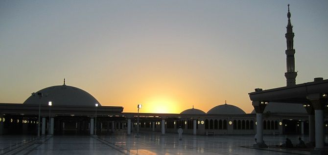 Blíží se soumrak ropných velmocí na Blízkém východě? Saudové připravují projekty spoléhající na solární energii.