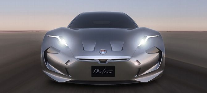 Pokud se Fiskerovy sliby naplní, stane se EMotion elektromobilem s nejdelším dojezdem. Foto: Fisker Inc.