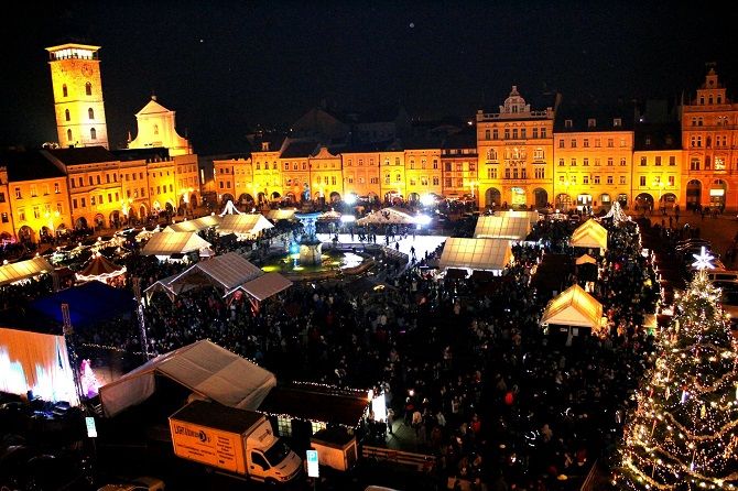 Vánoční výzdoba a osvětlení v Českých Budějovicích