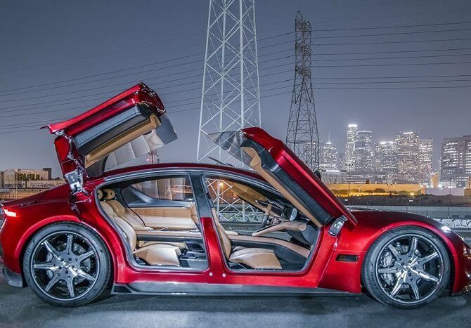 Fisker EMotion s výklopnými dračími dveřmi