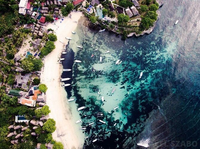 pohled na pláž z dronu DJI Phantom 3