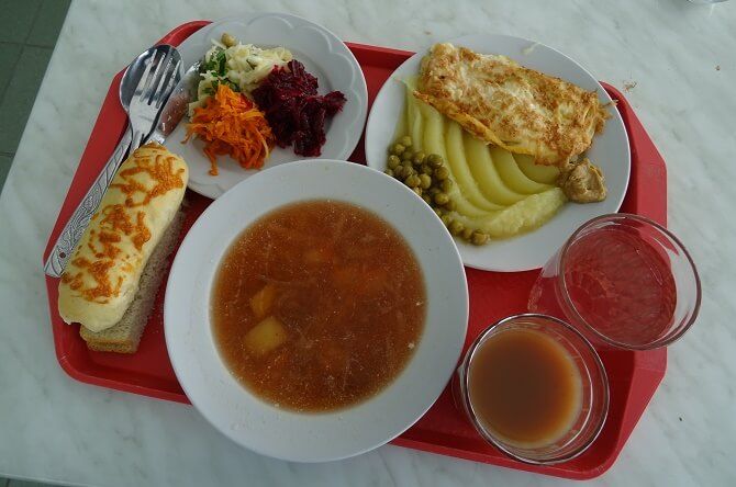 Oběd v černobylské kantýně