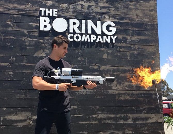 Opravdu poctivého nepálí? Foto: Twitter Elona Muska