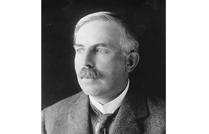 V roce 1908 získal Ernest Rutherford Nobelovu cenu. Foto: Wikimedia Commons Ernest Rutherford