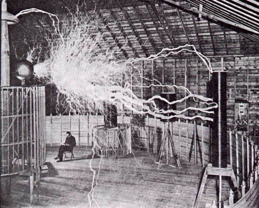 Šílený vědec Nikola Tesla: Pohrával si s blesky, radarem i paprskem smrti