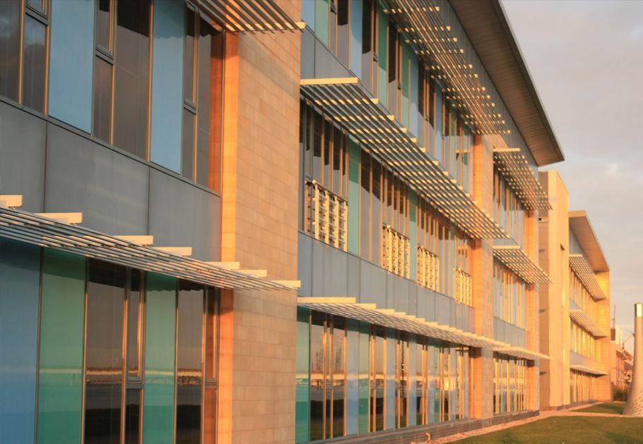 Inteligentní elektroinstalace: Drahá hračka nebo cesta k úsporám v rodinném domě?