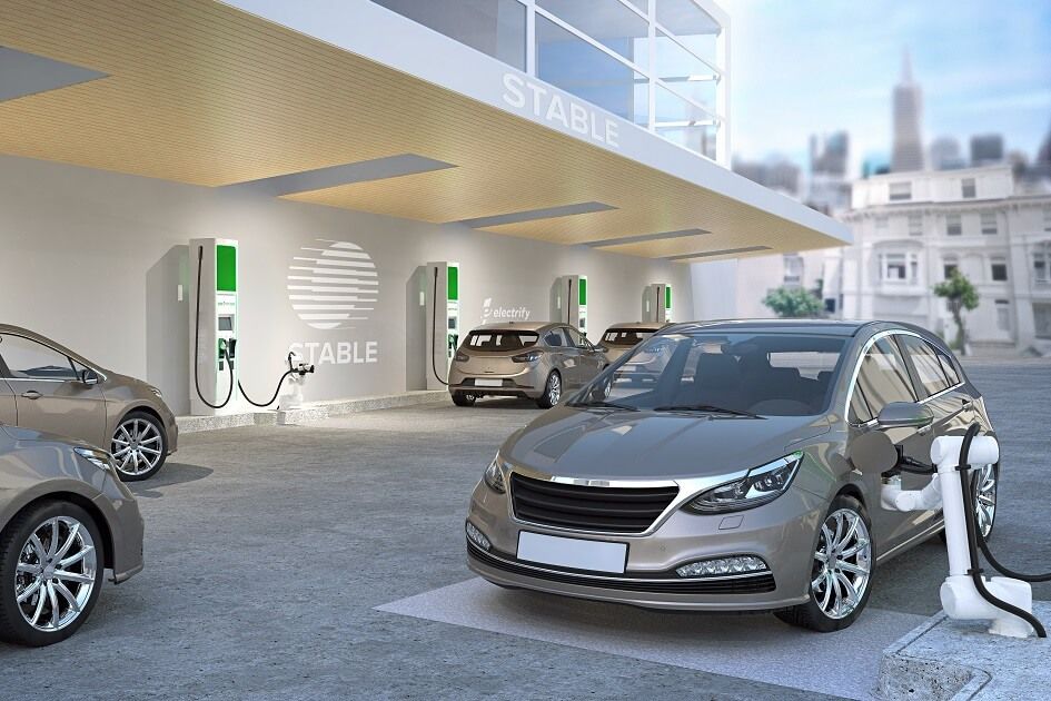 Robotické nabíjení pro elektroauta slibovala Tesla. Teď je na tahu Volkswagen