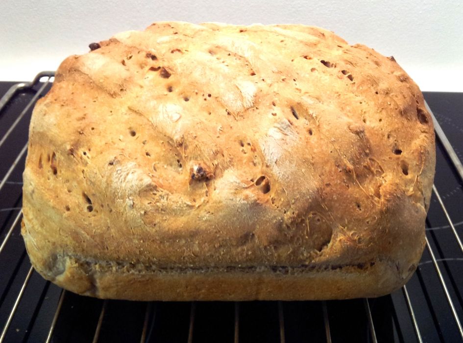 Vybíráme domácí pekárnu: Kromě čerstvého chleba připravíte i koláče nebo knedlíky