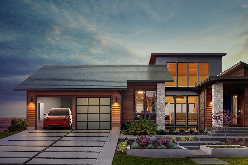 Musk láká na novou solární střechu od Tesly. Vyjde mu 3. pokus jak uspět na trhu s FVE?