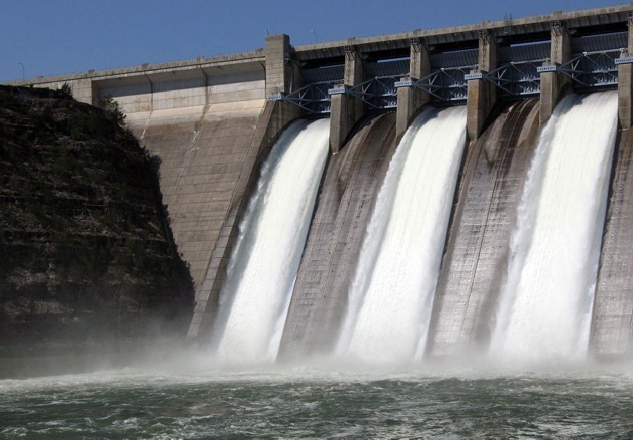 Problém zelené elektřiny: Vědci na celém světě řeší, jak skladovat přebytky
