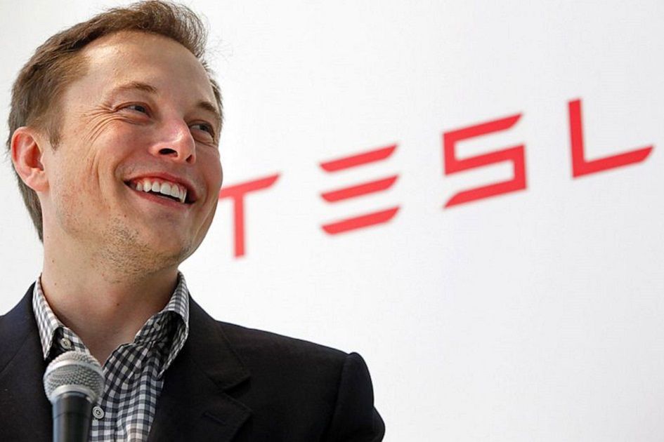 Elon Musk poodhalil své plány. Propojí startup Neuralink mozek s počítačem?