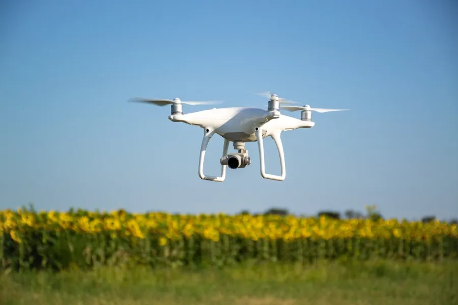Dron naruby: Fleye překvapí zaobleným tvarem i výkonným procesorem
