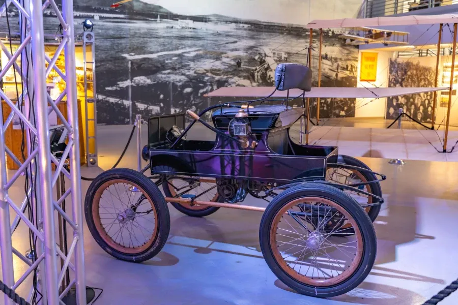 historický elektromobil
