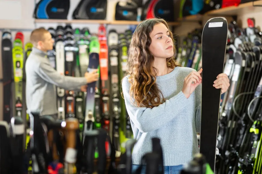 jak vybrat lyže