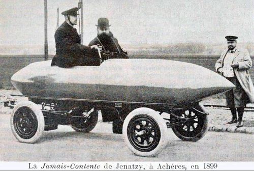 Elektromobily vs. automobily: Kdo lámal první rychlostní rekordy?