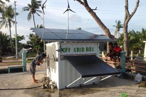 Co skrývá přepravní kontejner OffGridBox? Čistou vodu a energii dostupnou kdekoli na světě Co skrývá přepravní kontejner OffGridBox? Čistou vodu a energii dostupnou kdekoli na světě