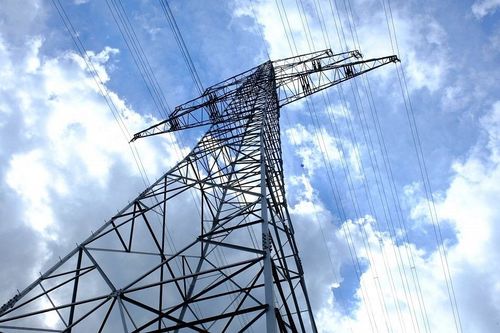 Od ledna příštího roku si za elektřinu připlatíte o pět procent Od ledna příštího roku si za elektřinu připlatíte o pět procent