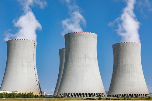 Nové bloky Dukovan? Česku hrozí, že bude doplácet stovky miliard Nové bloky Dukovan? Česku hrozí, že bude doplácet stovky miliard