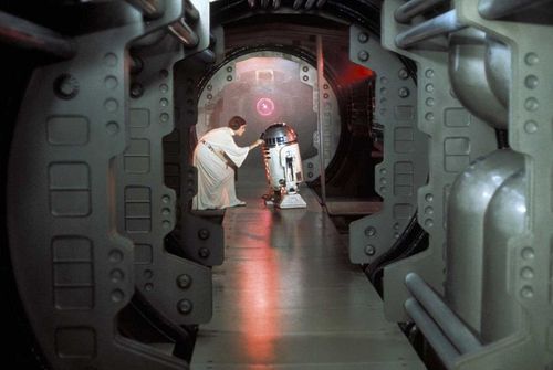 Roboti, androidi a umělá inteligence: 10 zásadních filmů, které musíte vidět Rick Deckard patří mezi Fordovy zásadní postavy. Zdroj: Warner Bros