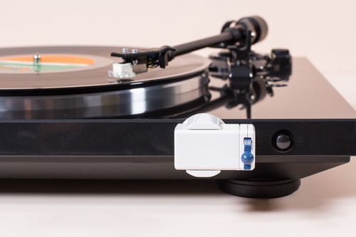 Díky „smarťanům“ může být každá domácnost chytrá. Jsou malí, ale šikovní! Díky „smarťanům“ může být každá domácnost chytrá. Jsou malí, ale šikovní!