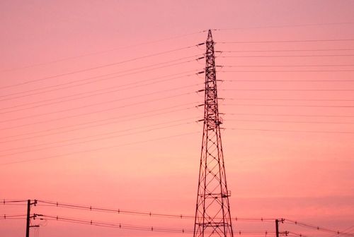 Energetická bilance za rok 2015: Češi spotřebovali více elektřiny, výroba přitom mírně poklesla Energetická bilance za rok 2015: Češi spotřebovali více elektřiny, výroba přitom mírně poklesla