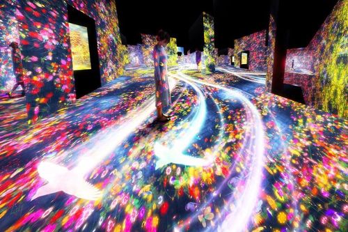 Digitální umění z Japonska vás nadchne! Světlo, tma, barvy a animace nabízí úžasné zážitky Digitální umění z Japonska vás nadchne! Světlo, tma, barvy a animace nabízí úžasné zážitky