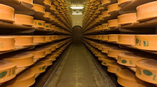 Sýrárna ve francouzských alpách.